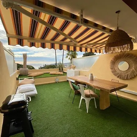 Studio Moderne Avec Terrasse Et Wi-fi, - Fr-1-308-186 * Le Lavandou